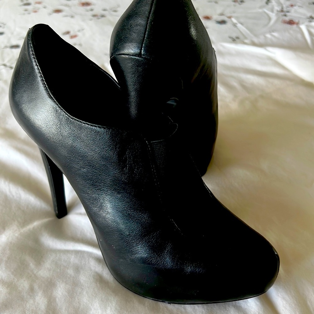 BCBG High heel shoes